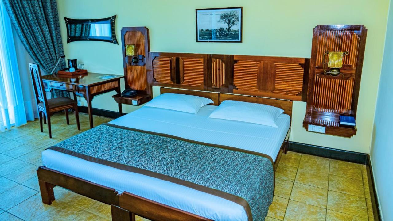 Le Grand Hotel Diego Antsiranana Экстерьер фото